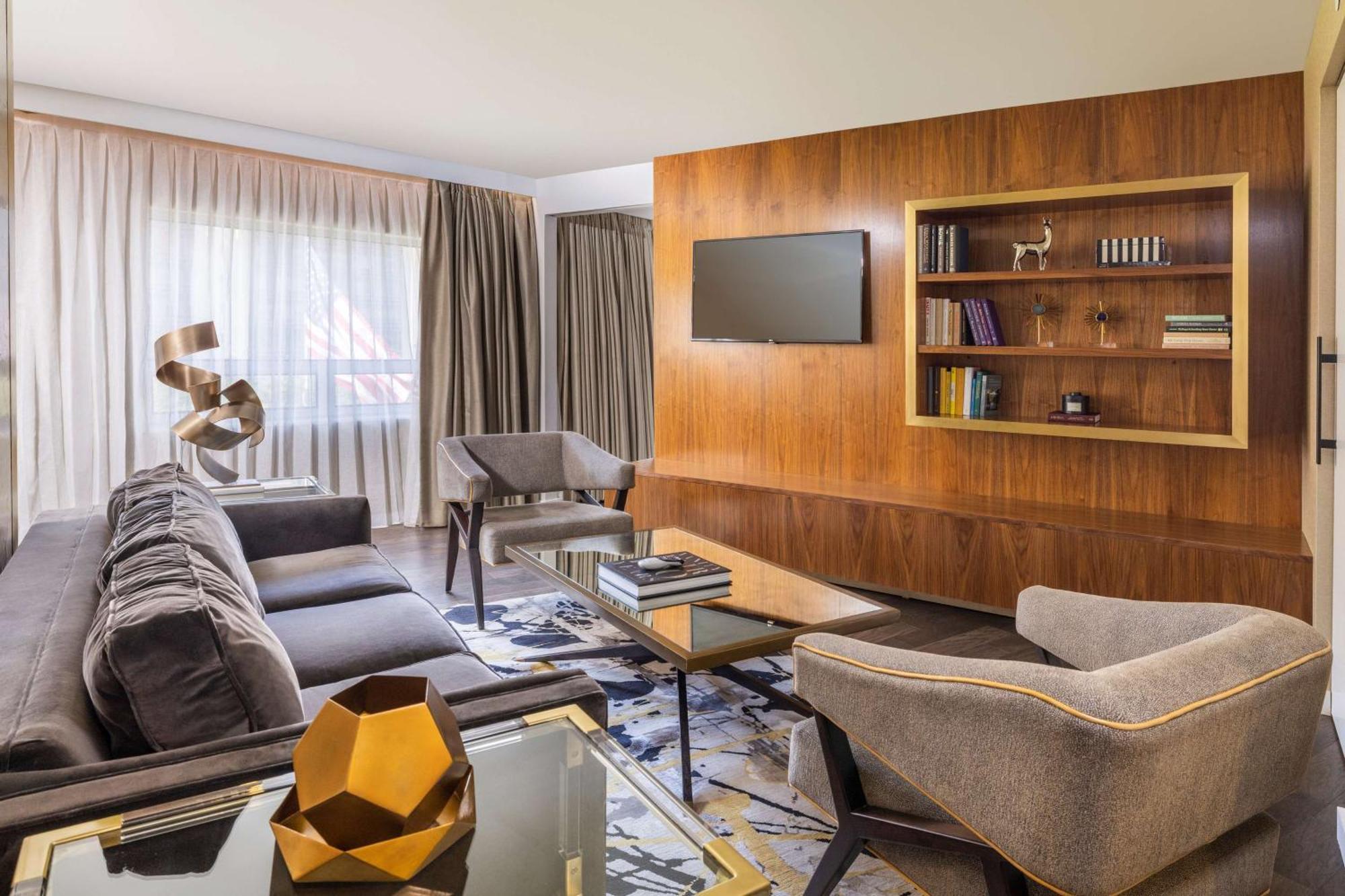 The Statler Dallas, Curio Collection By Hilton Exterior photo
