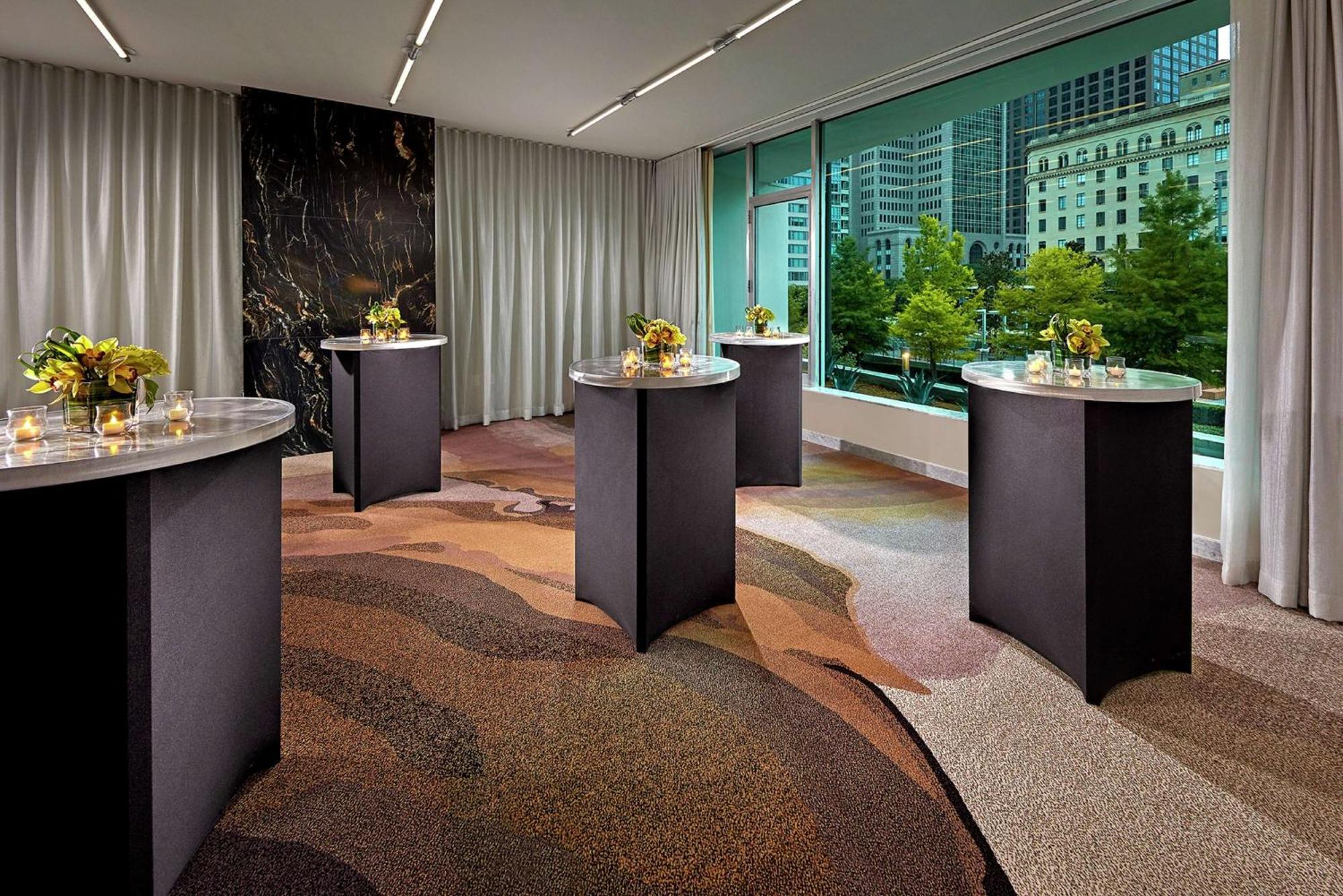 The Statler Dallas, Curio Collection By Hilton Exterior photo