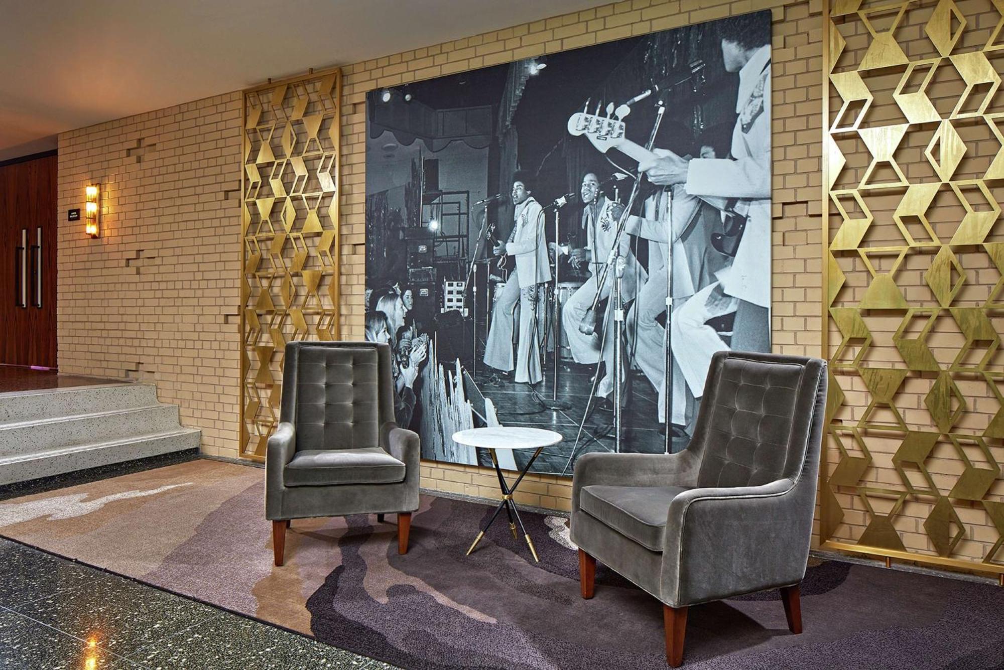 The Statler Dallas, Curio Collection By Hilton Exterior photo